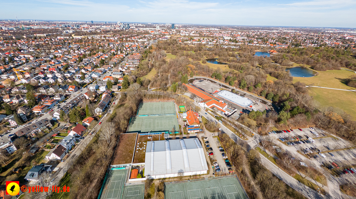 20.02.2023 -  Ostparksee und Schule am Strehleranger mit Umgebung in Neuperlach